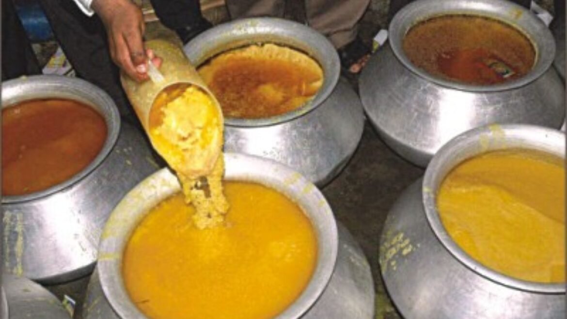 Adulterated Ghee Used In Surat During Festive Season!