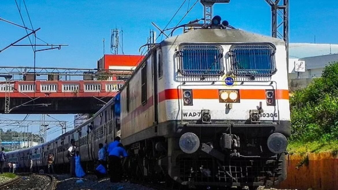 Police Nab One in train derail attempt in Surat